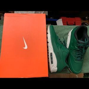 Nike Air Force green grass with gum sole